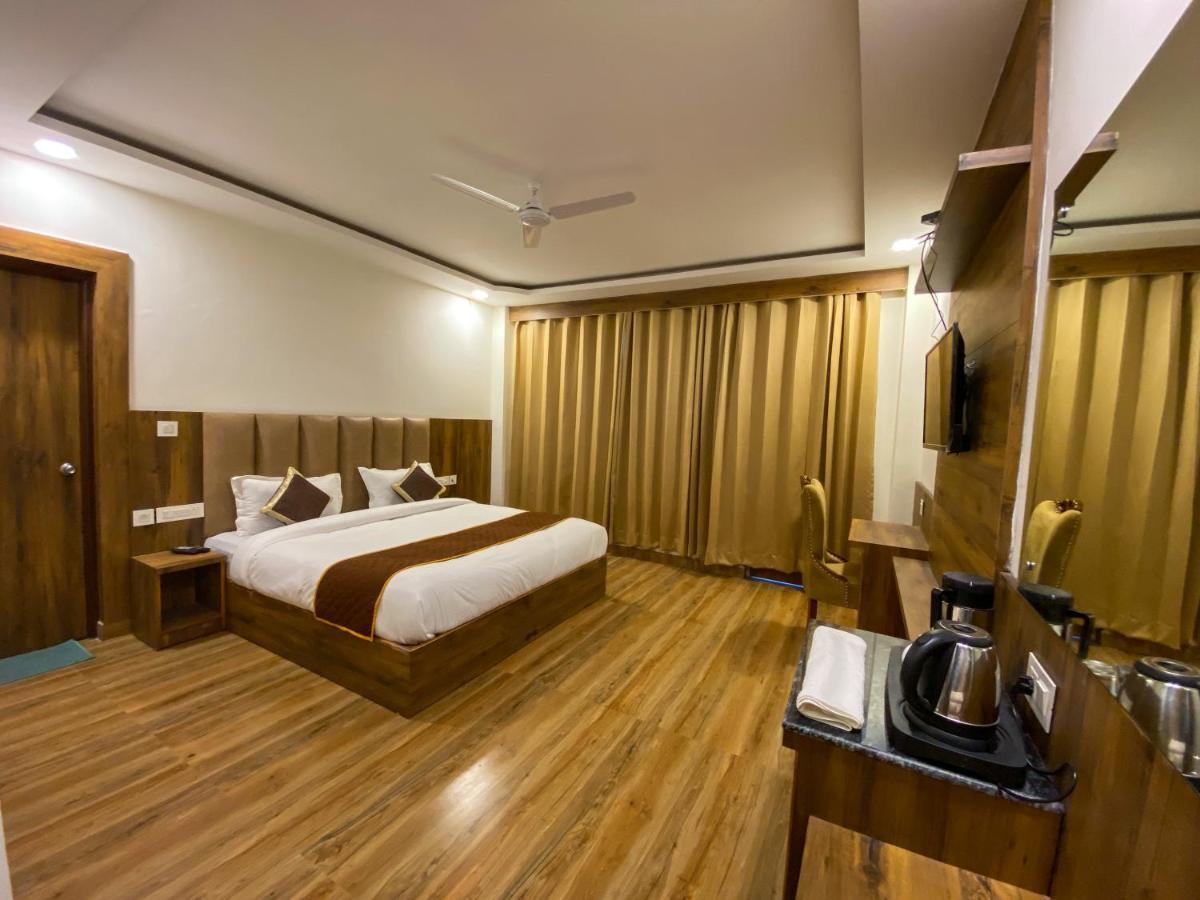 Highsky Resort Dharamshala Esterno foto