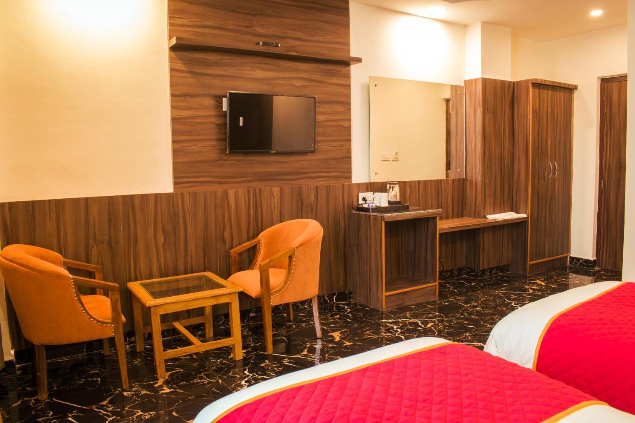 Highsky Resort Dharamshala Esterno foto